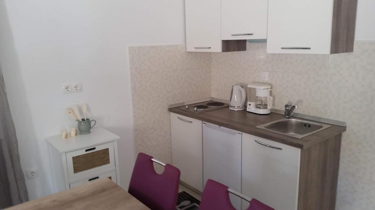 Apartments Antica Раб Экстерьер фото